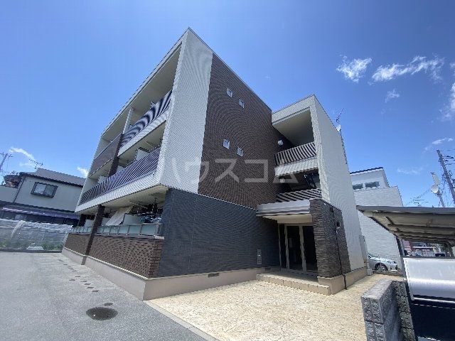 茨木市並木町のマンションの建物外観