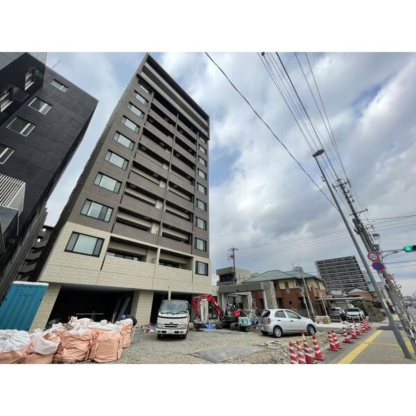 THE residence　M・KANOUの建物外観