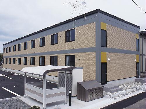 【レオパレス千の建物外観】