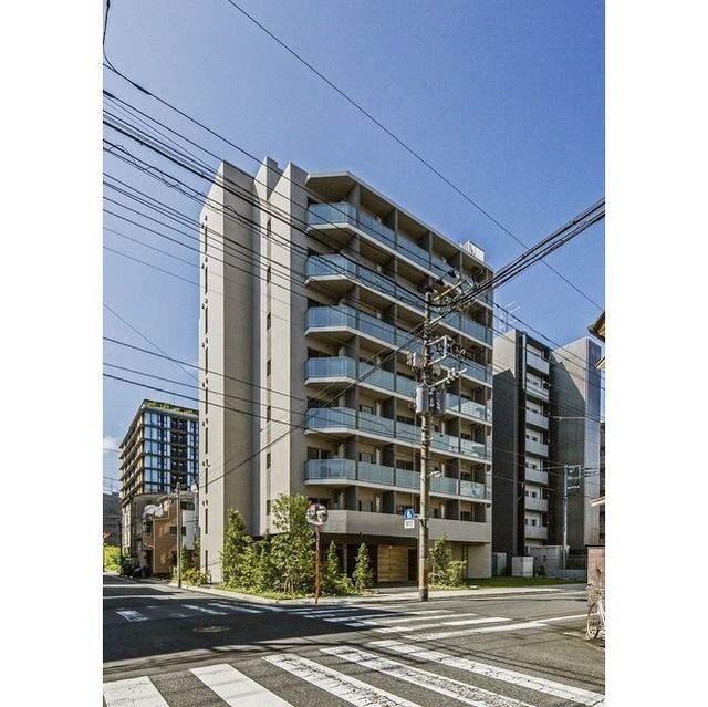 【江東区東陽のマンションの建物外観】