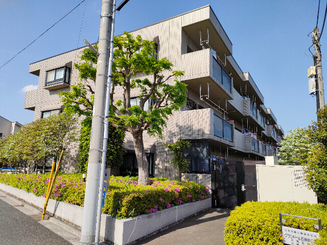 グランドール石神井公園の建物外観