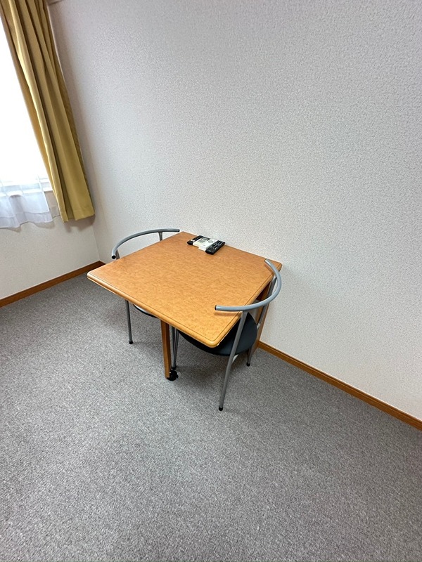 その他設備　テーブル・椅子設置済み