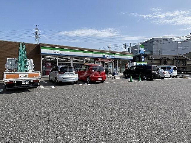 【岡崎市洞町のアパートのコンビニ】