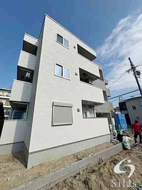 守口市大日町のアパートの建物外観