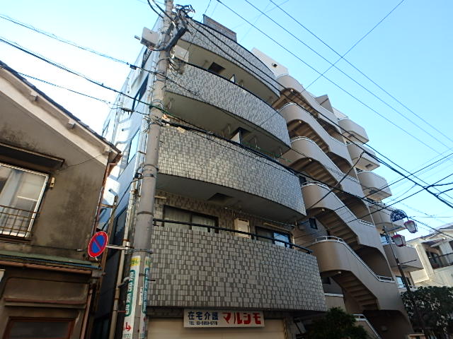 【ヒルクレスト根岸の建物外観】