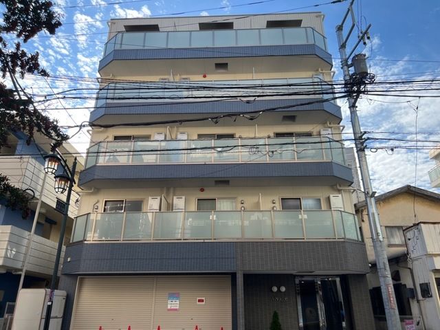 相模原市中央区南橋本のマンションの建物外観