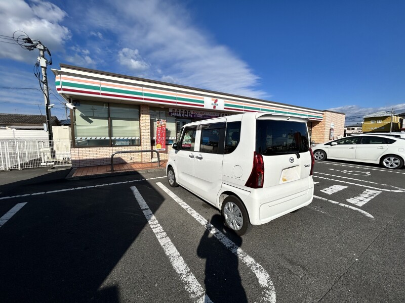 コンビニ　セブンイレブン国分福島店（コンビニ）まで528m