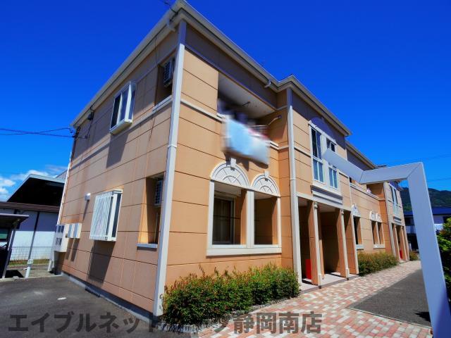 建物外観　落ち着いた雰囲気の外観です