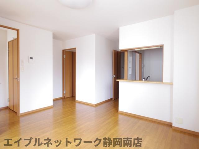 居室・リビング　同イメージ反転