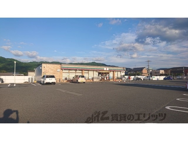 コンビニ　セブンイレブン天理三昧田町店（コンビニ）まで600m