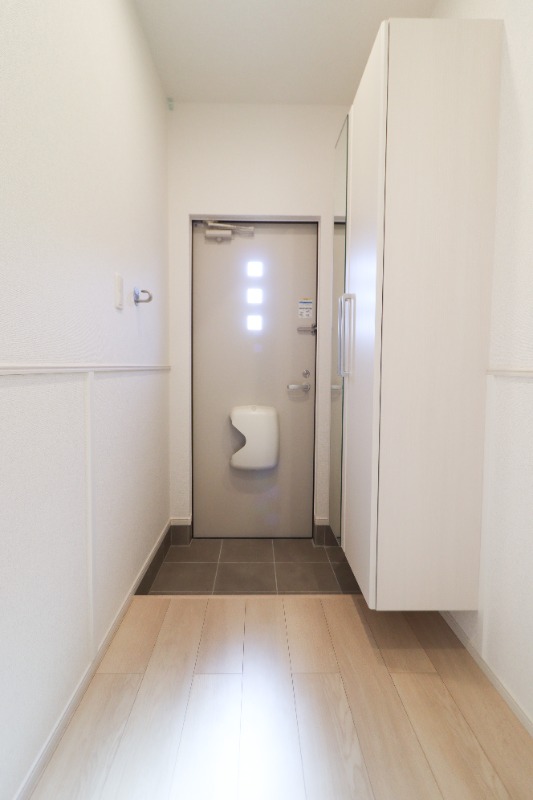 玄関　図面と現状に相違がある場合には現状を優先