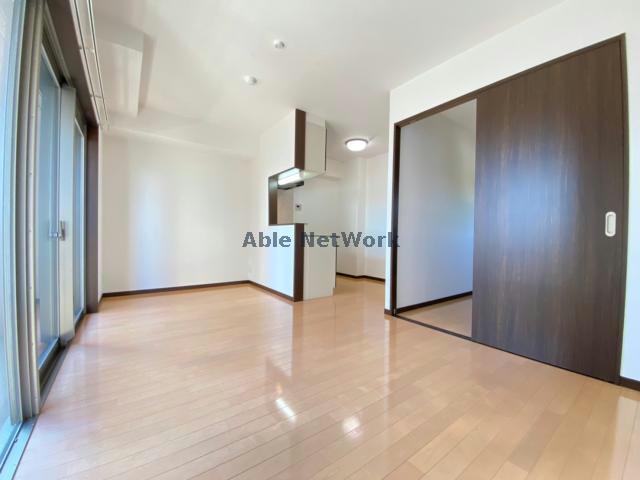 居室・リビング　同型モデル