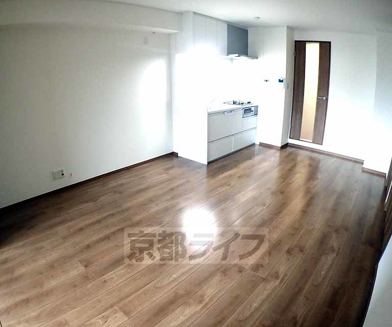 居室・リビング　フローリングでとても綺麗なお部屋です