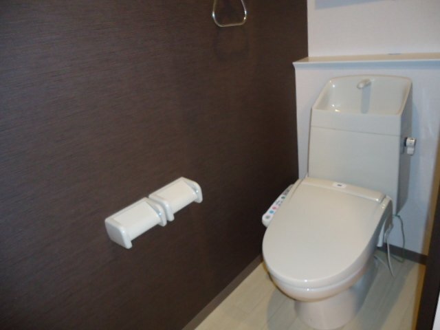 トイレ　シャワー付トイレ