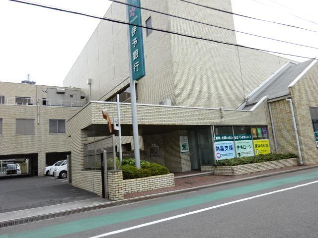 その他　伊予銀行新居浜支店（その他）まで482m