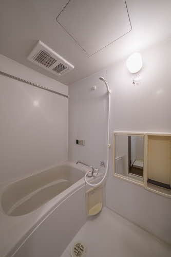 バス・シャワールーム　浴室