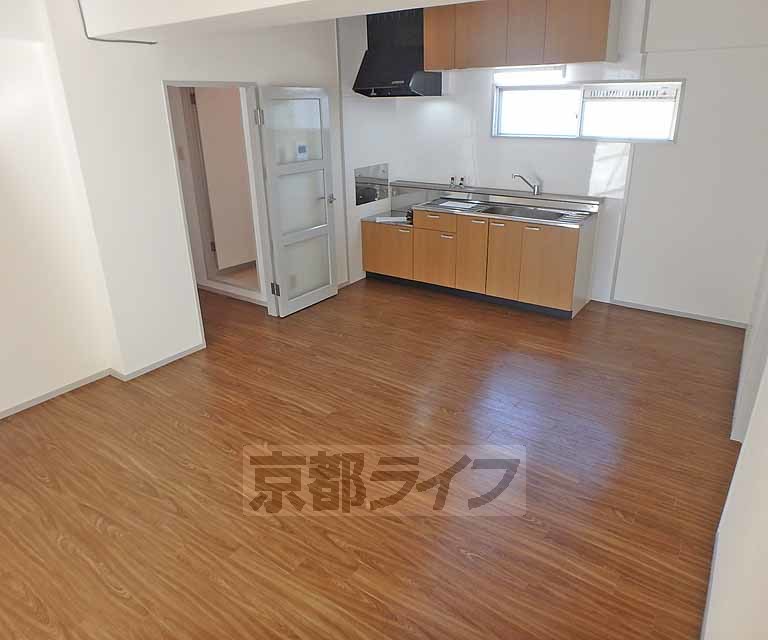 居室・リビング　日当たり良好です