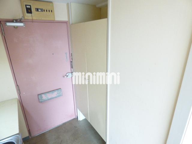 玄関　収納あり