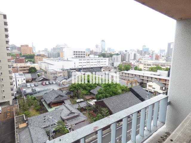 バルコニー　眺めいいですよ