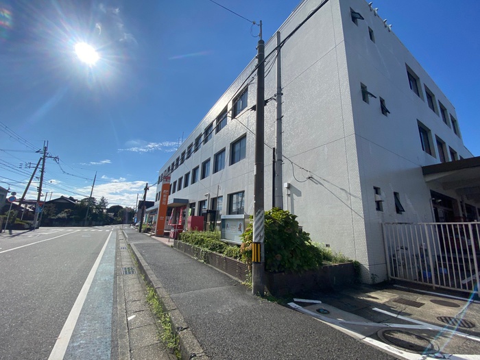 郵便局　西渋川郵便局（郵便局）まで560m