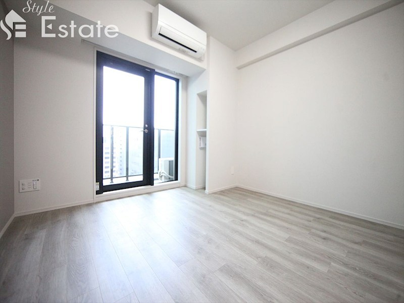 居室・リビング　内装