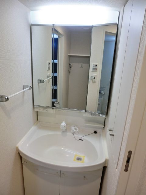 洗面設備　うれしい独立洗面台