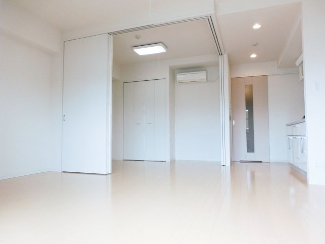 居室・リビング　広々ＬＤＫ１１．３帖