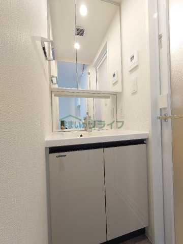 洗面設備　別間取り参考写真