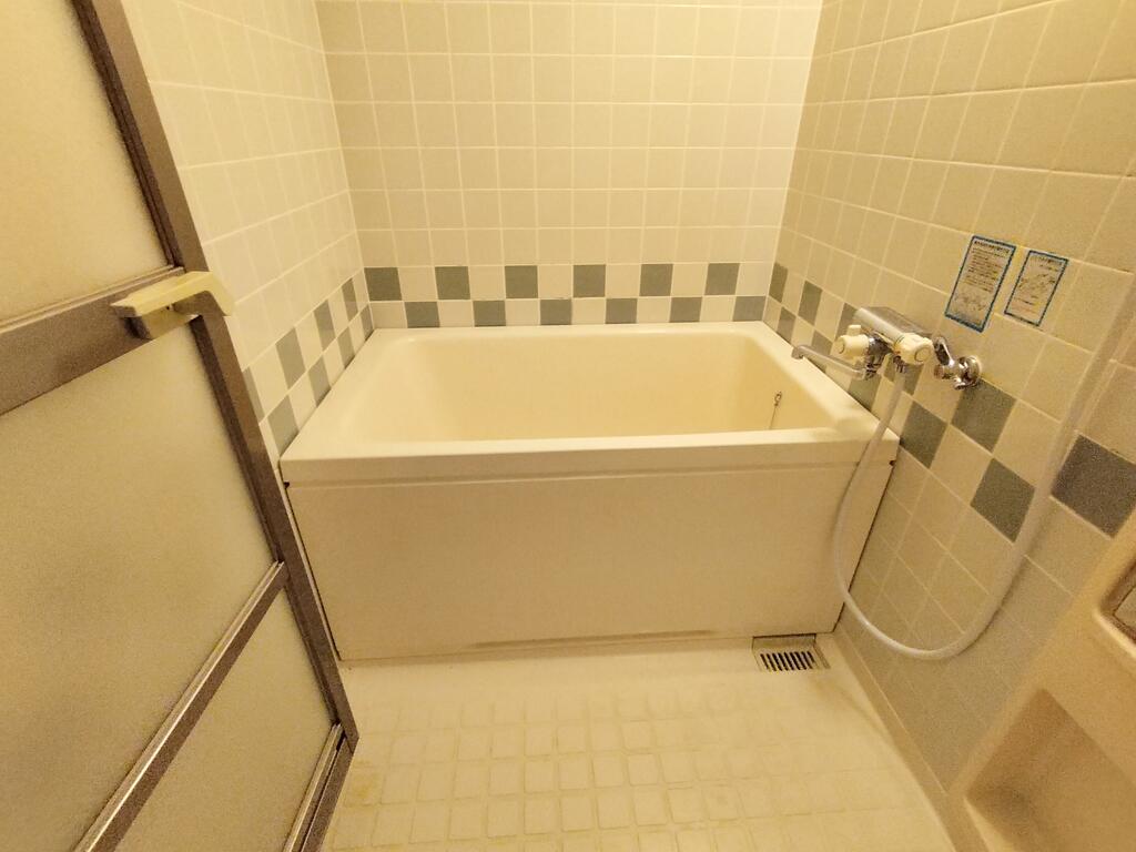 バス・シャワールーム　きれいなお風呂で快適バスタイム♪