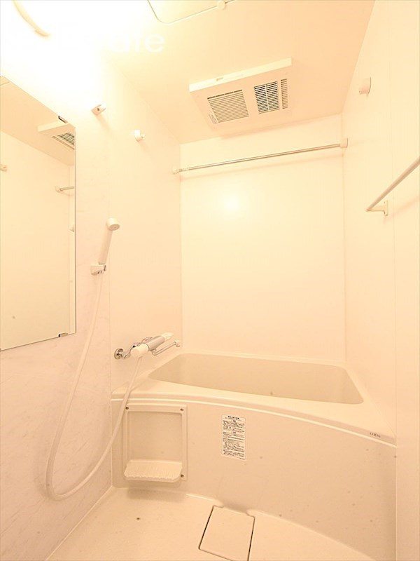 バス・シャワールーム　バスルーム