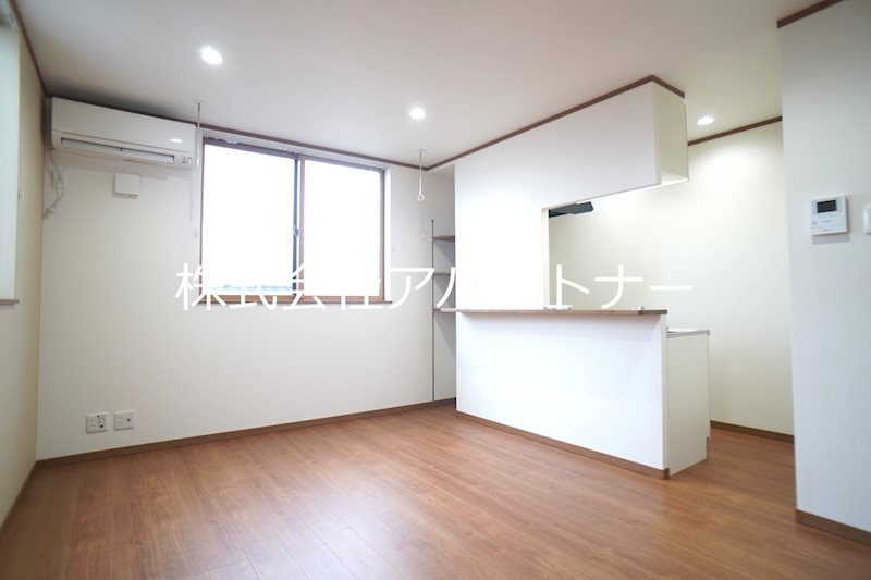 居室・リビング　広々としたリビングです♪