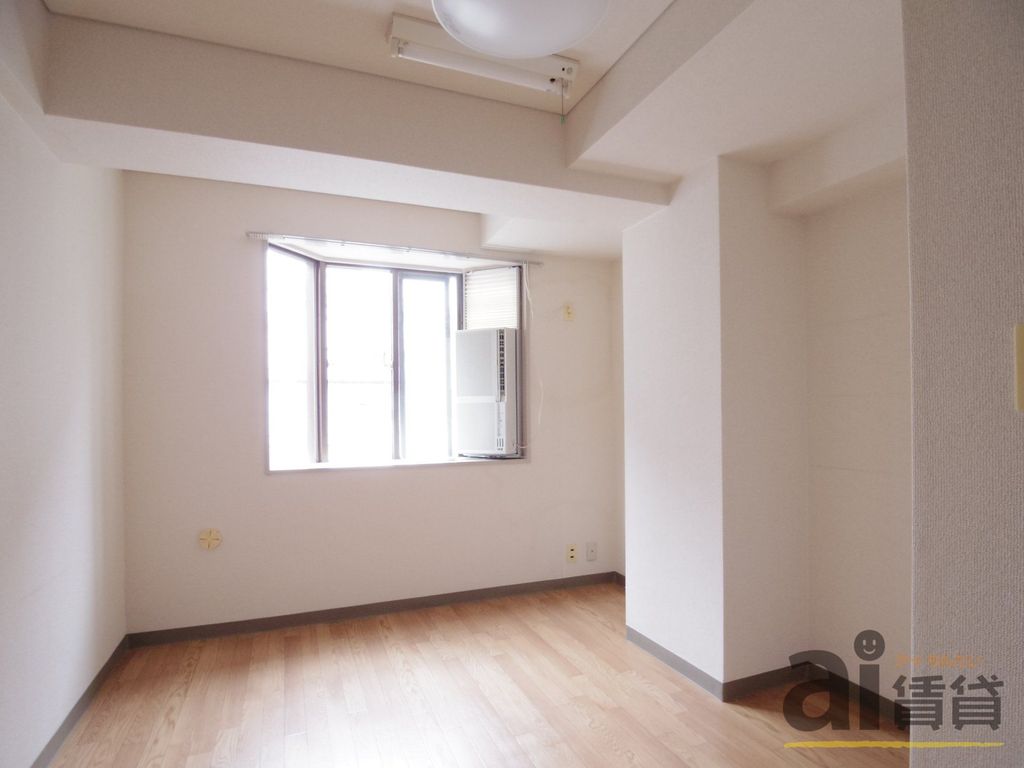 居室・リビング　※別号室写真です