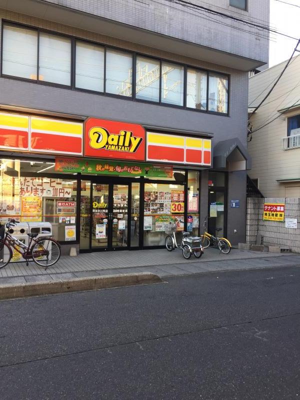 コンビニ　デイリーヤマザキ 草加氷川町店（コンビニ）まで114m