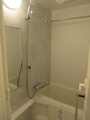 バス・シャワールーム　日々の疲れを癒すお風呂付です