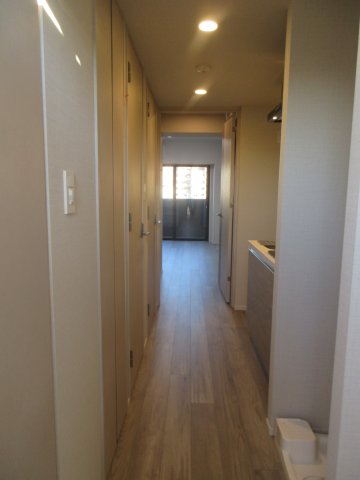 玄関　収納もある玄関です