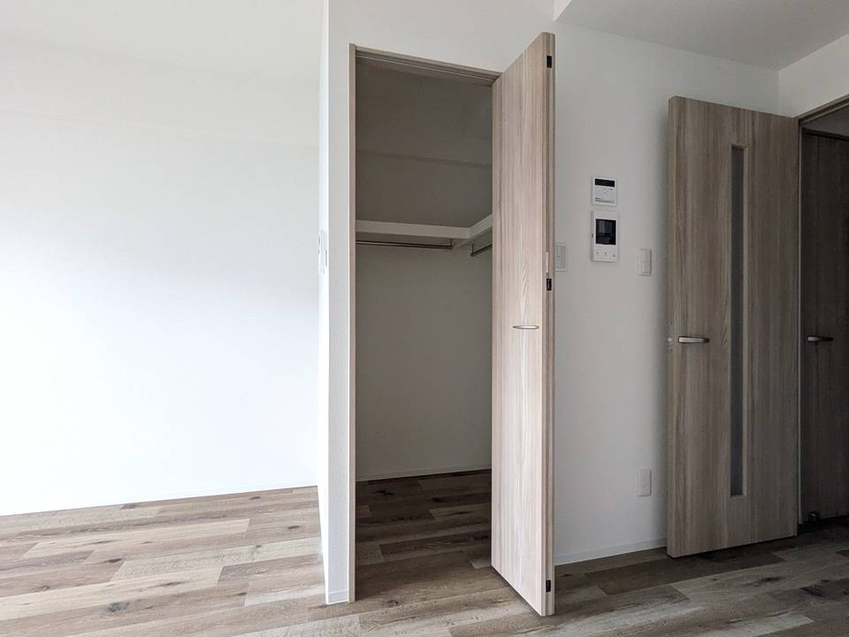 収納　ウォークインクローゼット