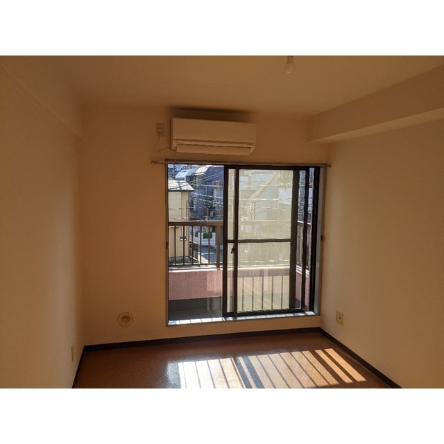 居室・リビング　おしゃれな居間です