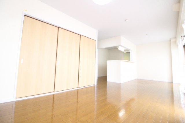 居室・リビング　※別部屋写真