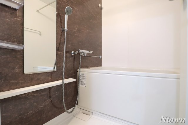 バス・シャワールーム　お風呂です