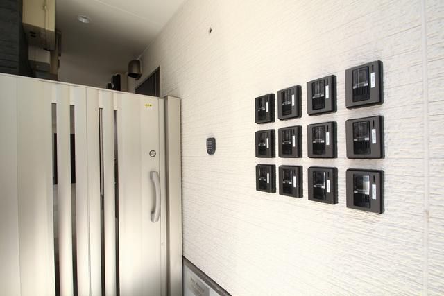 エントランス　共用部分も大変綺麗★