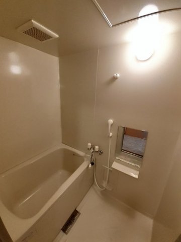 バス・シャワールーム　きれいなお風呂です