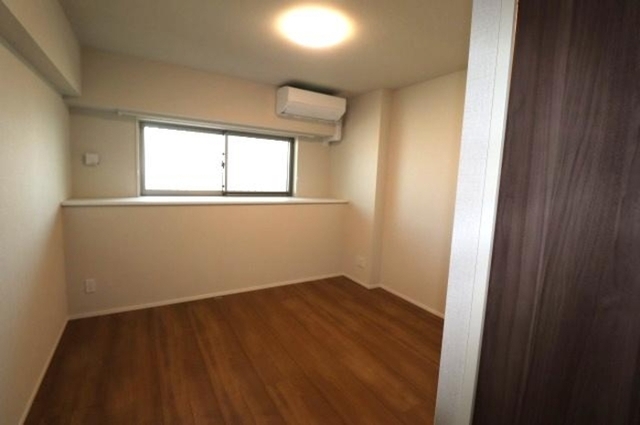 その他部屋・スペース　洋室９．３帖？