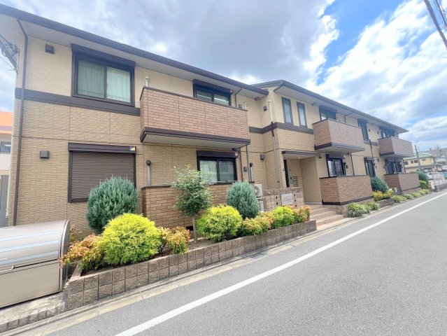 建物外観　綺麗な外観の素敵なお部屋があなたを待っています。