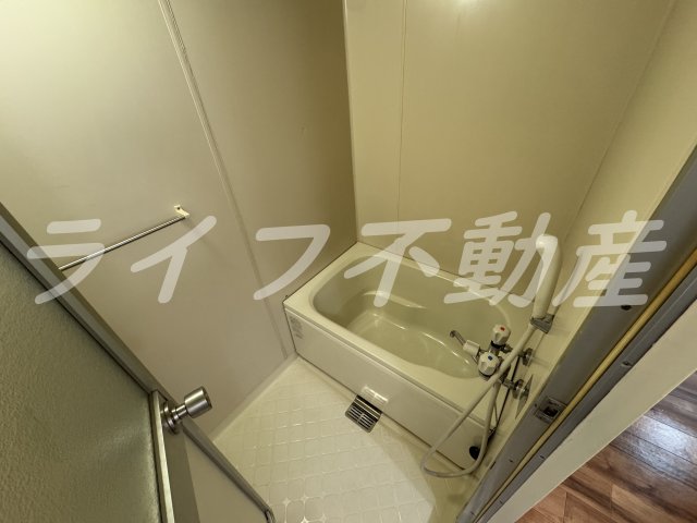 バス・シャワールーム　日々の疲れを癒すお風呂付です