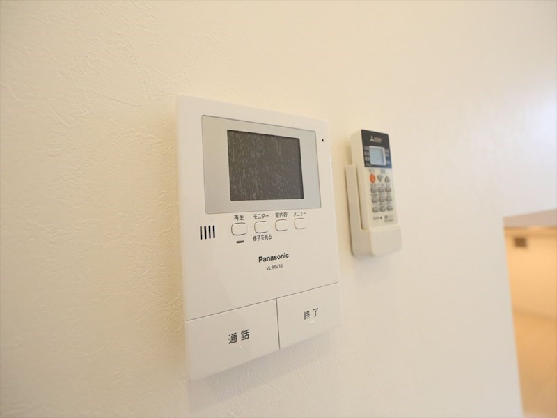 セキュリティ　ＴＶモニター付インターホン　同仕様写真