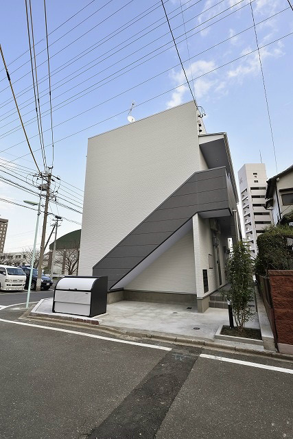 建物外観　外観　デザイナーズ　光インターネット無料