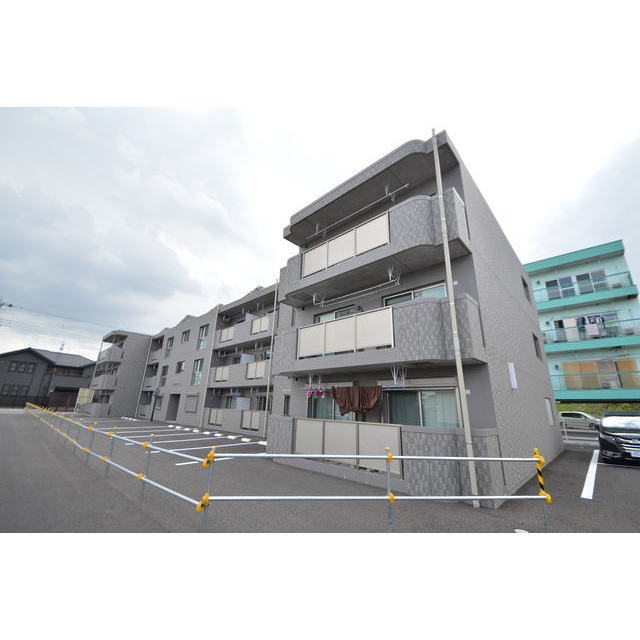 建物外観　Ｙ＆Ｍアミューズ