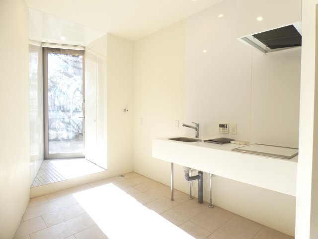 居室・リビング　居間