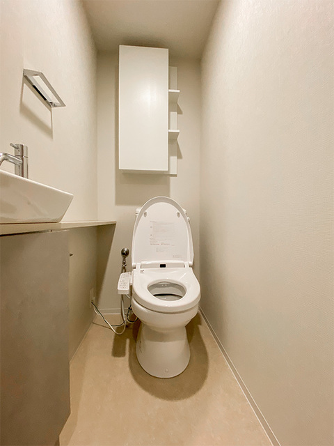 トイレ　※写真は同タイプ住戸です。