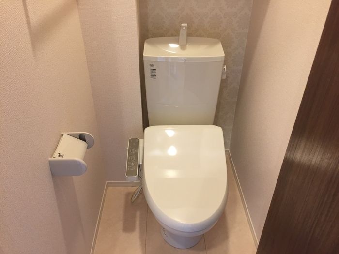 トイレ　同社施工イメージ